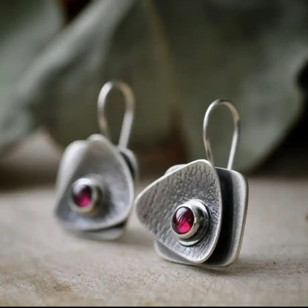 Classic Rose Red Stone Earring Vintage Bohemia  Shape Dangle